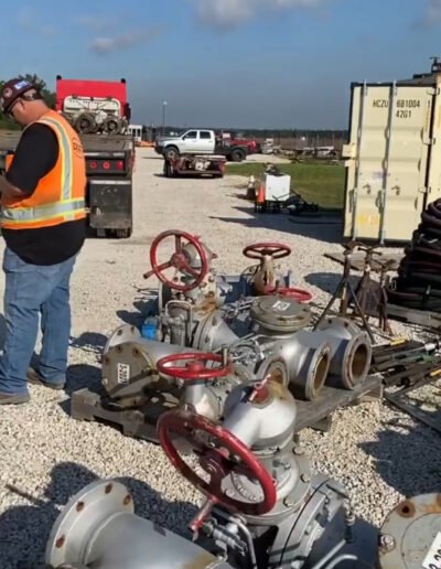 Surplus Buyer Texas, Pipe valves, industrial pipe valves.